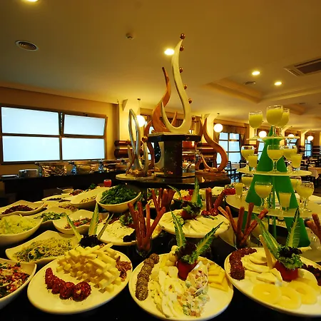 Hotel Grand Pasa 5*
