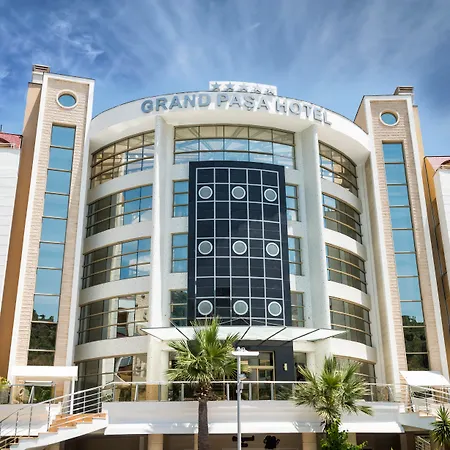 Grand Pasa